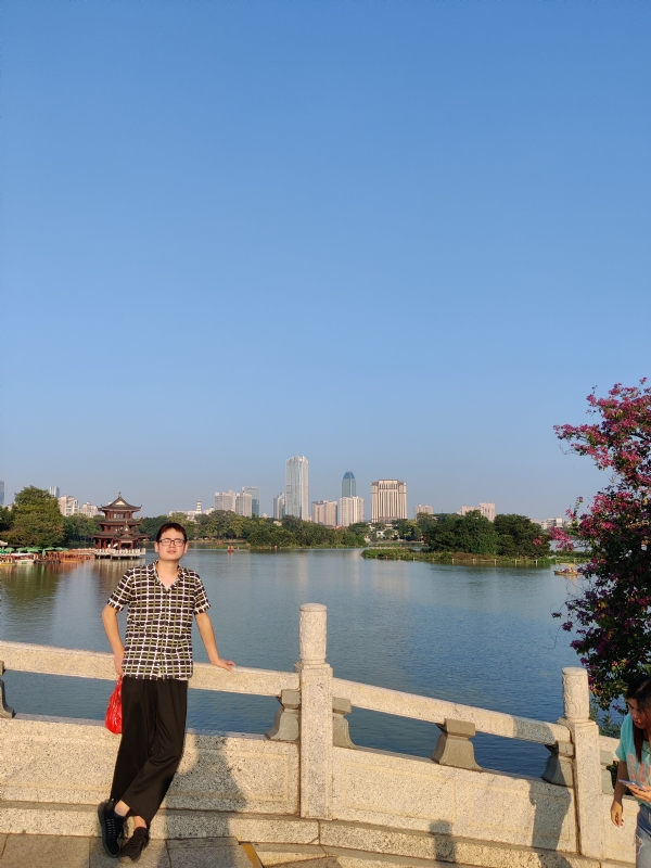 萍水相逢晏的第一张照片--广东父母相亲团