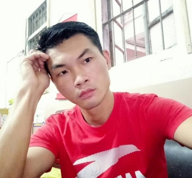 英俊的台灯的第一张照片--广东父母相亲团
