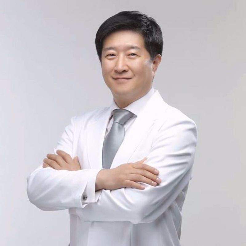 王伟的第四张照片--广东父母相亲团