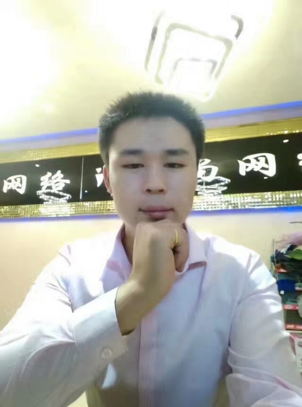 沉默寡言的第一张照片--广东父母相亲团